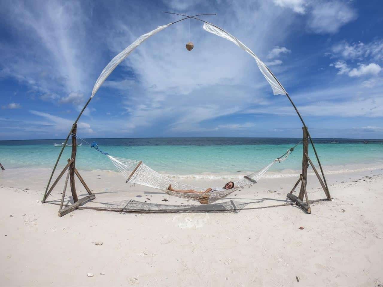 Pantai Mandala Ria, 1. Pantai Tanjung Bira, 2. Pulau Kambing, 3. Pantai Marumasa, 4. Pantai Mandala Ria, 5. Pulau Liukang Loe, 6. Tana Beru, 7. Wisata Adat Ammatoa, 8. Tebing Apparalang, 9. Puncak Pua’ Janggo’, 10. Bukit Donggia