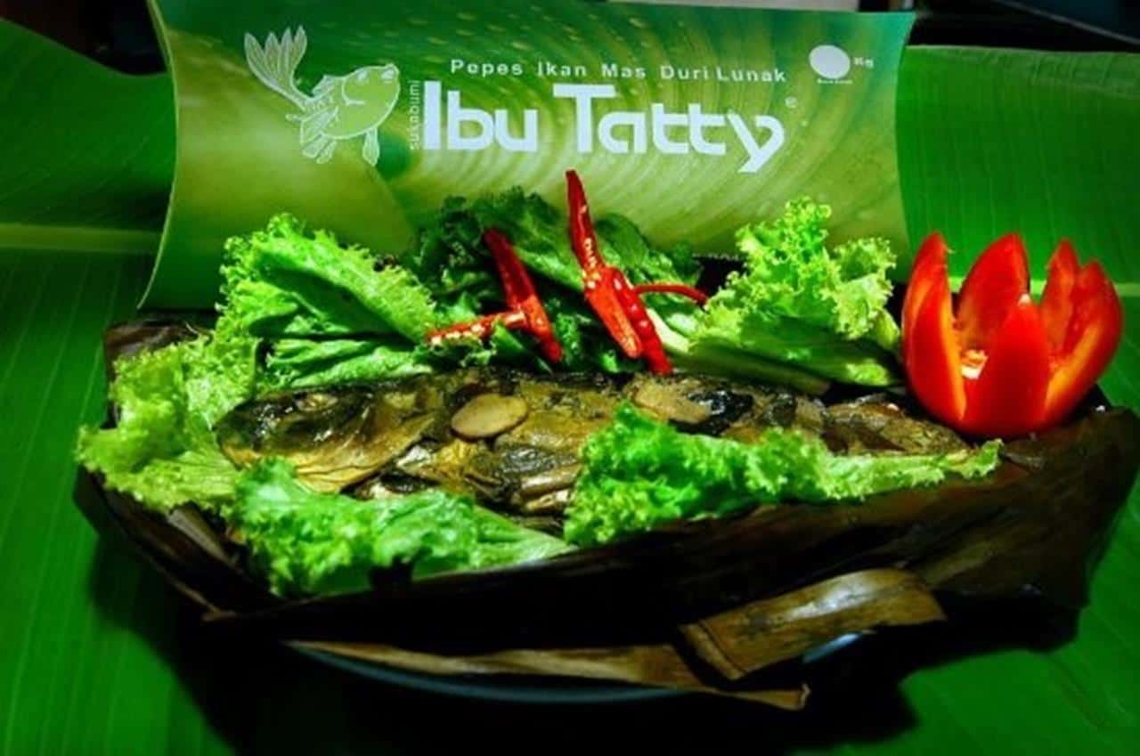 Pepes Ikan, 1. Mochi, 3. Sagon Bakar, 4. Pepes Ikan, 5. Kue Jahe, 6. Coklat Unai Choco, 8. Bandros Atta, 9. Opak Jampang, 10. Pisang Cokelat Cakra