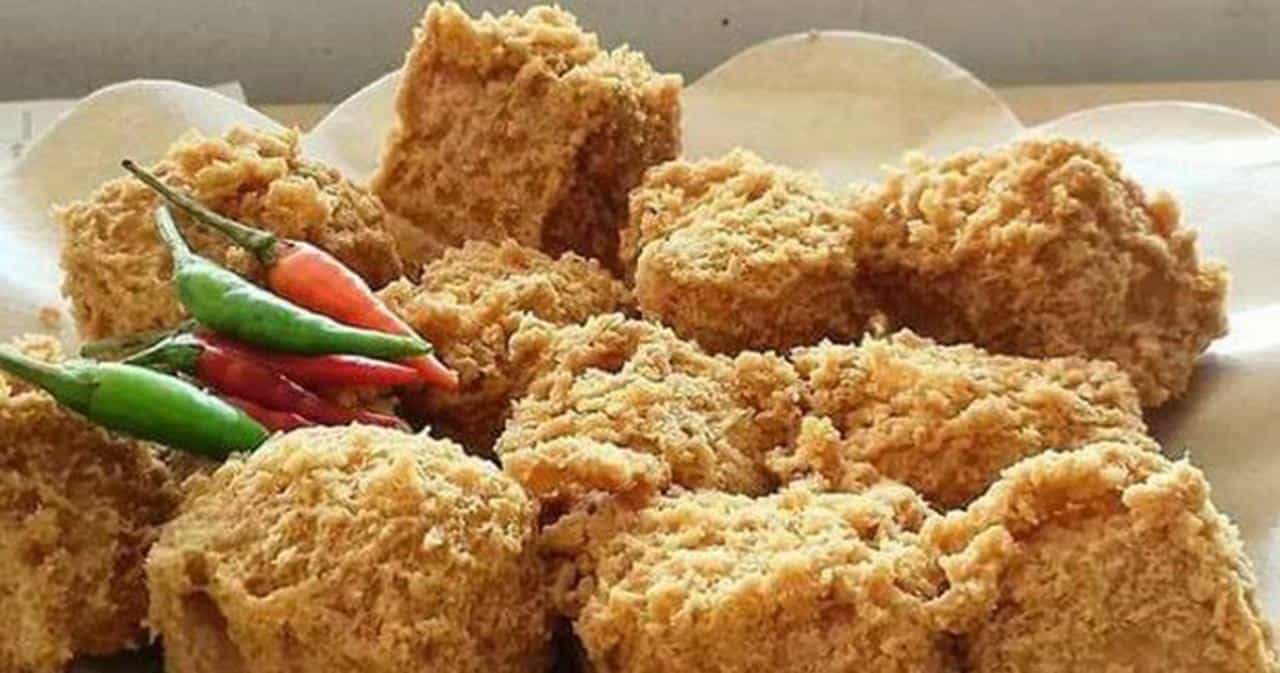 Tahu Sumedang, 1. Tahu Sumedang, 2. Salak Bongkok, 3. Ubi Cilembu, 4. Opak Ketan, 5. Sawo Citali, 6. Emplod Sumedang, 7. Sale Pisang, 8. Oncom Sumedang, 9. Asinan Sukasari, 10. Jeruk Cikoneng