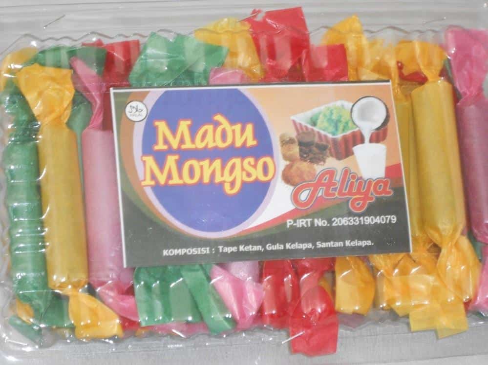 Madumongso, 1. Keripik Kulit Pisang Tanduk, 2. Keciput, 3. Kopi Muria, 4. Jenang, 5. Sirop Parijoto, 6. Getuk Nyimut Kajar, 7. Kacang Bawang Sumber Gelis, 8. Madumongso, 9. Keripik Pakis, 10. Geplak Sari