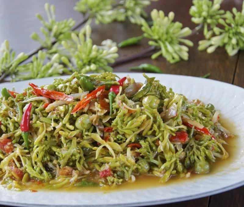 Oseng Bunga Pepaya, 1. Walang Goreng, 2. Jangan Lombok Ijo Gunungkidul, 3. Sate Ayam Kampung, 4. Oseng Bunga Pepaya, 5. Sego Abang, 6. Gathot, 7. Nasi Tiwul, 8. Urap Trancam, 9. Sambal Bawang, 10. Sambal Goreng Krecek Tempe