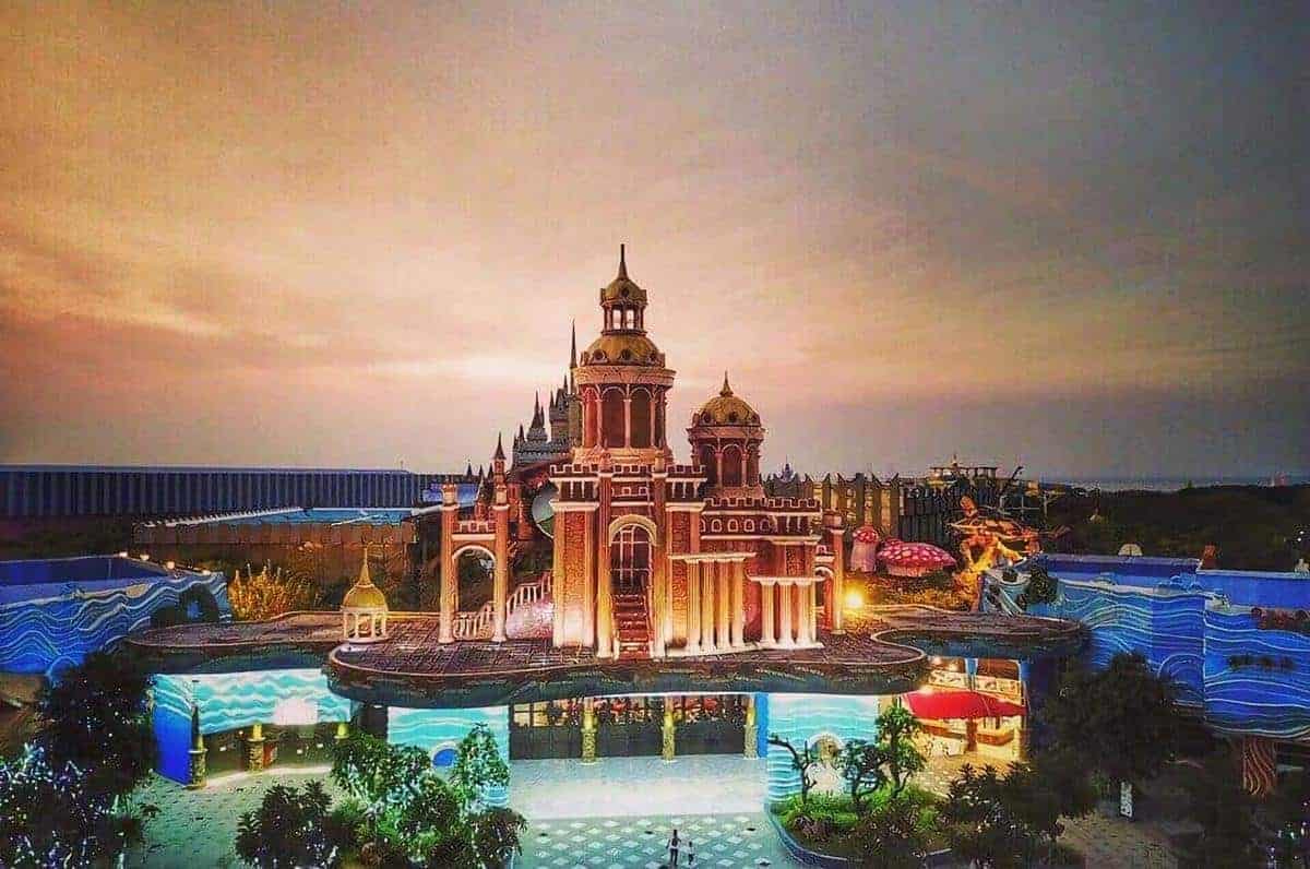 Atlantis Land 7, Wahana dan Spot Populer, Harga Tiket dan Jam Operasional, Fasilitas, Alamat dan Akses Transportasi, Hotel dan Penginapan di Sekitar Atlantis Land