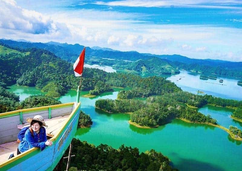 Bukit Ulu Kasok, 1. Pulau Jemur, 2. Pulau Beting Aceh, 3. Pantai Trikora, 4. Sungai Gulamo, 5. Sungai Kampar, 6. Bukit Ulu Kasok, 7. Air Terjun Lubuk Bigau, 8. Sungai Hijau, 9. Taman Hutan Raya Sultan Syarif Hasyim, 10. Pantai Lagoi Bay