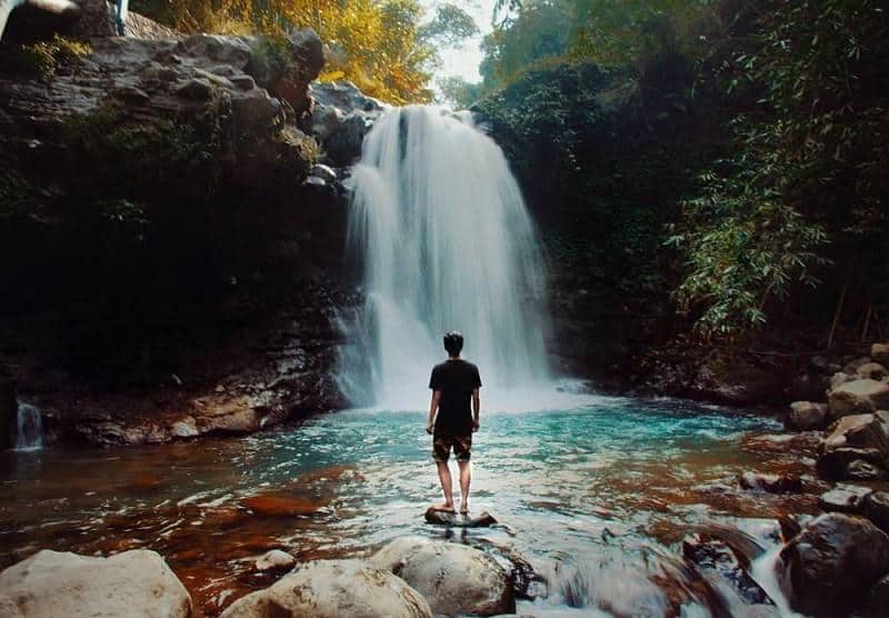 Curug Titang, 1. Mijil Loka, 2. Wisata Alam Posong, 3. Hutan Rasamala, 4. Pasar Tradisional Papringan Ngadiprono, 5. Embung Tlogo Pucang, 6. Curug Titang, 7. Embung Kledung, 8. Gunung Kendil, 9. Watu Layah, 10. Curug Merak