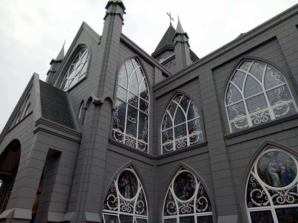 Gereja Katedral Kristus Raja Sintang Kalimantan Barat, 1. GPIB Immanuel Jakarta, 2. Gereja Katedral Roh Kudus Denpasar Bali, 3. GBI ROCK Denpasar Bali, 4. Gereja Bethany Surabaya, 5. Gereja Katedral Kristus Raja Sintang Kalimantan Barat, 6. Gereja JKI Kerajaan Allah Semarang , 7. Gereja Katedral Tiga Raja Timika, 8. Gereja Reformed Injili Indonesia / Katedral Mesias Kemayoran Jakarta, 9. Gereja Katedral Santa Perawan Maria Diangkat Ke Surga Jakarta, 10. Gereja Katedral Santo Yoseph Pontianak