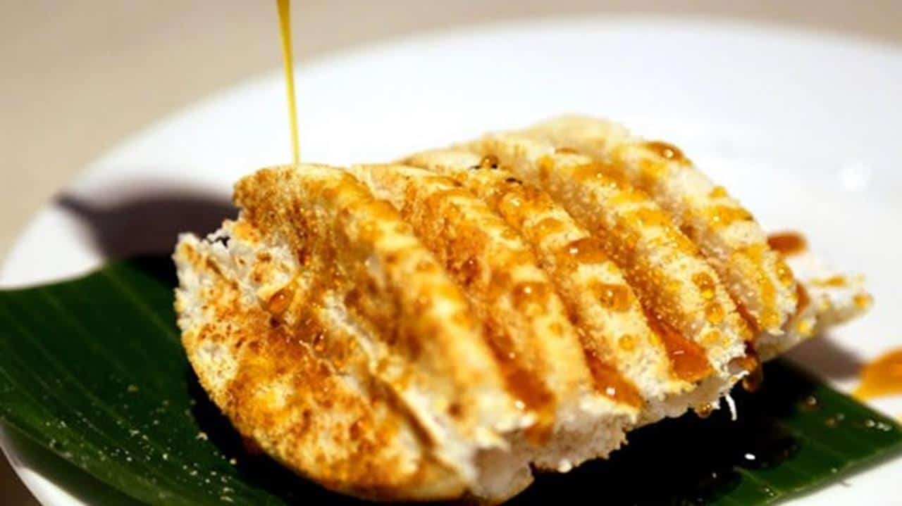 Kue Rangi, 1. Roti Buaya, 2. Kue Pancong, 3. Kue Ape, 4. Kue Rangi, 5. Kue Cente Manis, 6. Kue Dongkal, 7. Kue Talam, 8. Kue Geplak, 9. Kue Sengkulun, 10. Kue Cucur
