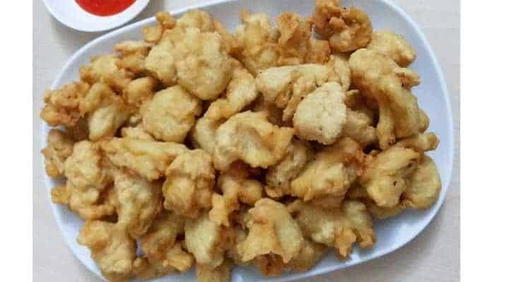 Kepelan, 1. Wajik, 2. Geplak, 3. Kepelan, 4. Keripik Belut, 5. Slondok, 6. Rempeyek Ikan Cethul, 7. Dodol Jenang, 8. Keripik Ceker, 9. Keripik Paru
