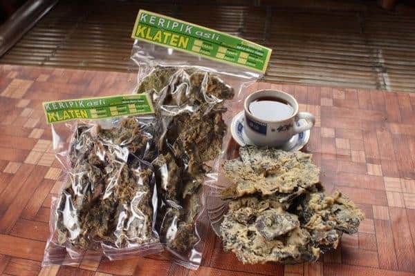Keripik Paru, 1. Wajik, 2. Geplak, 3. Kepelan, 4. Keripik Belut, 5. Slondok, 6. Rempeyek Ikan Cethul, 7. Dodol Jenang, 8. Keripik Ceker, 9. Keripik Paru
