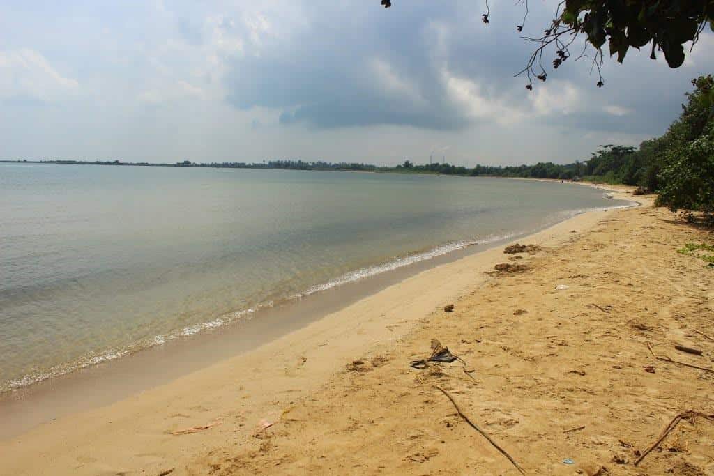 Pantai Pailus, 1. Pantai Kartini, 3. Pantai Pailus, 4. Pantai Ngelom, 5. Pantai Bandengan, 6. Pantai Empu Rancak, 7. Pulau Panjang, 8. Pulau Cilik, 9. Menjangan Kecil, Karimun Jawa, 10. Pantai Annora