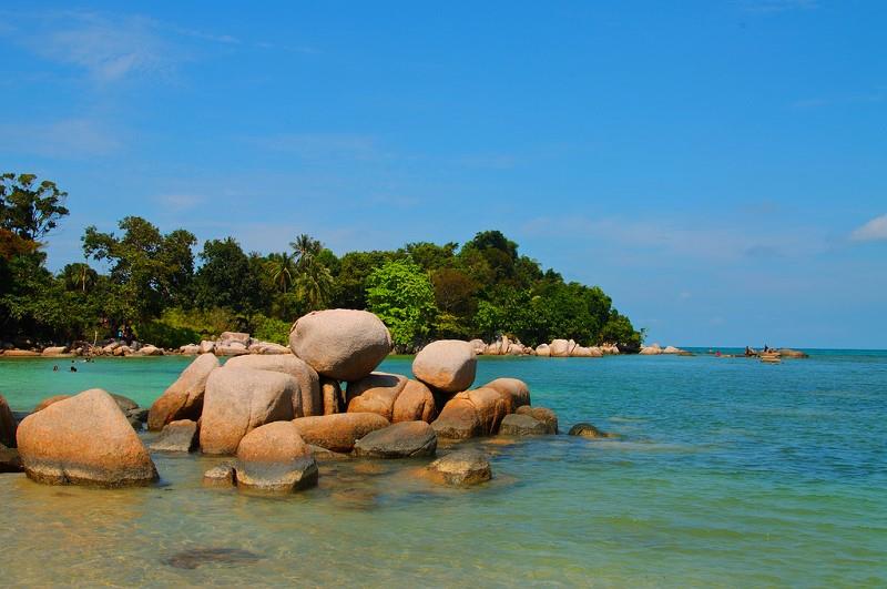 Pantai Trikora, 1. Pulau Jemur, 2. Pulau Beting Aceh, 3. Pantai Trikora, 4. Sungai Gulamo, 5. Sungai Kampar, 6. Bukit Ulu Kasok, 7. Air Terjun Lubuk Bigau, 8. Sungai Hijau, 9. Taman Hutan Raya Sultan Syarif Hasyim, 10. Pantai Lagoi Bay