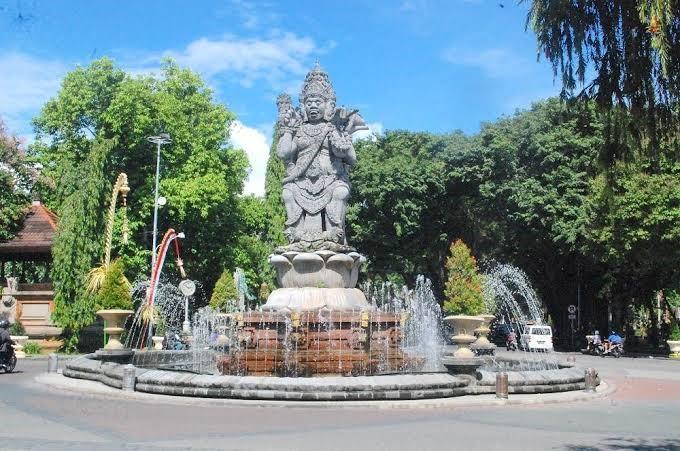 Patung Catur Muka, 1. Patung GWK, 2. Patung Satria Gatotkaca, 3. Patung Nakula Sahadewa, 4. Patung Titi Banda, 5. Patung Dewa Ruci, 6. Patung Catur Muka, 7. Patung I Gusti Ngurah Rai, 8. Patung Krishna Arjuna, 9. Patung Kumbakarna Laga, 10. Patung Bayi Sakah