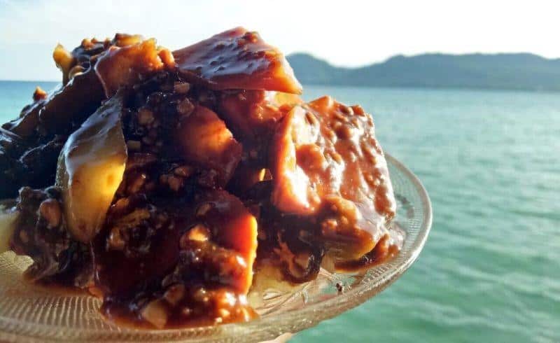 Rujak Natsepa, 1. Papeda, 2. Rujak Natsepa, 3. Nasi Kelapa, 4. Nasi Bambu, 5. Nasi Lapola, 6. Pisang Asar, 7. Sambal Colo-Colo, 8. Gogos, 9. Kohu-Kohu, 10. Roti Kering Kenari