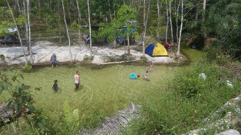 Sungai Hijau, 1. Pulau Jemur, 2. Pulau Beting Aceh, 3. Pantai Trikora, 4. Sungai Gulamo, 5. Sungai Kampar, 6. Bukit Ulu Kasok, 7. Air Terjun Lubuk Bigau, 8. Sungai Hijau, 9. Taman Hutan Raya Sultan Syarif Hasyim, 10. Pantai Lagoi Bay