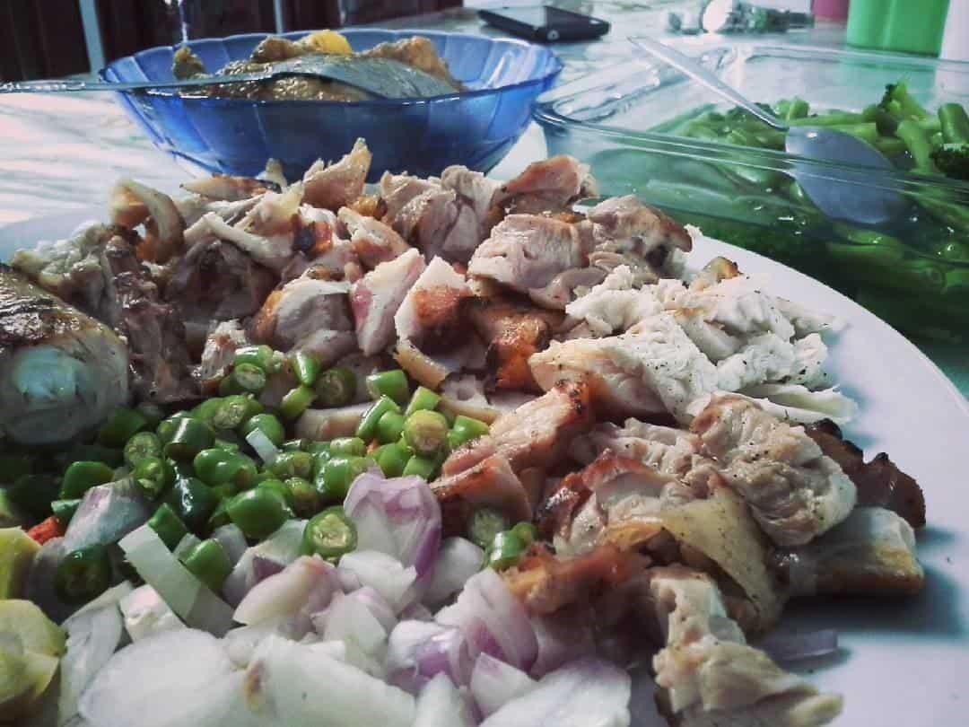 Sira Pege, 1. Tipatipa , 2. Mie Gomak, 3. Ikan Arsik, 4. Naniura, 5. Dali Ni Horbo, 6. Sira Pege, 7. Daun Ubi Tumbuk, 8. Daun Ubi Jantung Pisang, 9. Sambal Tuktuk, 10. Itak Gurgur