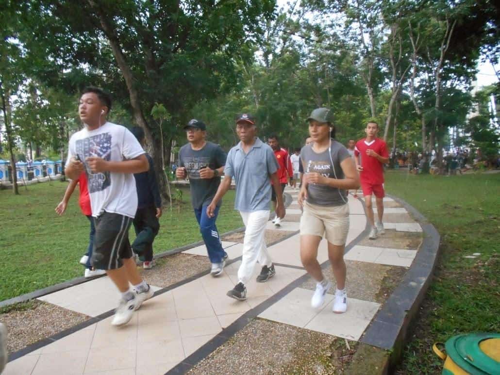 Taman Kota Kendari, 1. Pantai Nambo, 2. Hutan Mangrove Bungkutoko, 3. Taman Teratai, 4. Kebun Raya Kendari, 5. Puncak Saiful Tamburaka, 6. Taman Kota Kendari, 7. Pulau Hari, 8. Pegunungan Nipa-Nipa, 9. Waterpark Citraland
