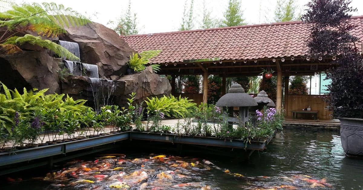 1. Mabuk Mancing Fishing N Resto, 2. Omah Iwak Teddy Nem, 3. Kolam Pemancingan Alam Indah, 4. Kolam Pemancingan Telaga Kencana, 5. Kolam Pemancingan Bamboe Jaya, 6. Pemancingan Telaga Amprong, 7. Kolam Pemancingan Bamboe Sa, 8. Kolam Pancing Bulurejo, 9. Warung dan Kolam Pancing Sumber Rezeki, 10. Warung Pring Pethuk