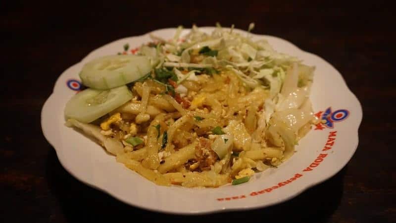 Mie Des, 1. Mie Pentil, 2. Mie Des, 3. Mie Lethek, 4. Kue Adrem, 5. Kue Geplak, 6. Gathot, 7. Sate Klathak, 8. Peyek Tumpuk, 9. Gudeg Manggar, 10. Karangan