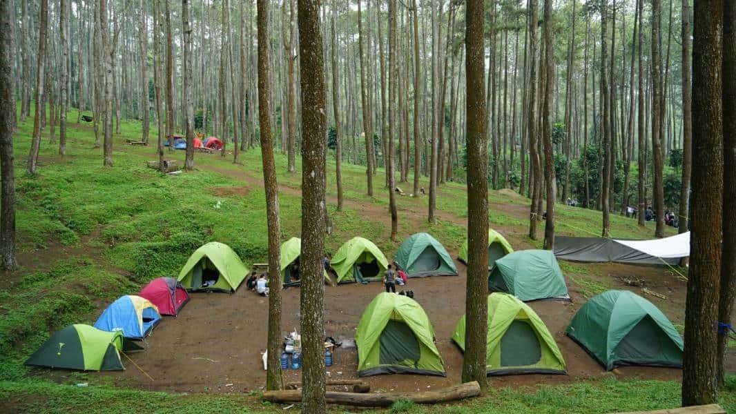 Fasilitas, Spot Menarik di Gunung Manglayang, Fasilitas, Harga Tiket Masuk dan Jam Operasional, Alamat dan Akses Transportasi, Penginapan Sekitar Gunung Manglayang