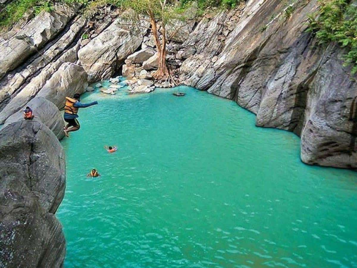 Harga Tiket Masuk dan Jam Operasional Sanghyang Heuleut, Spot Populer di Sanghyang Heuleut, Fasilitas di Sanghyang Heuleut, Harga Tiket Masuk dan Jam Operasional Sanghyang Heuleut, Alamat dan Akses Transportasi ke Sanghyang Heuleut, Hotel Sekitar Sanghyang Heuleut