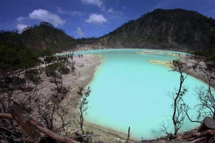 Harga Tiket Kawah Putih, Spot Populer, Harga Tiket, Alamat dan Akses Transportasi, Hotel dan Penginapan di Sekitar Kawah Putih
