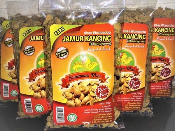 Keripik Jamur, 1. Carica, 2. Purwaceng, 3. Keripik Tempe Kemul, 4. Kacang, 5. Keripik Jamur, 6. Opak Singkong, 7. Sagon, 8. Dendeng Gepuk, 9. Teh Tambi