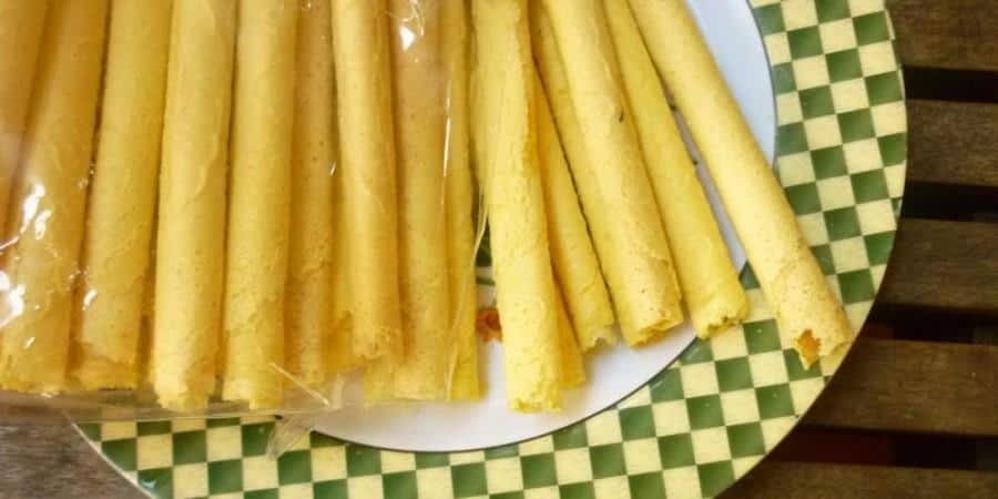 Ledre, 1. Tepo Tahu Khas Ngawi, 2. Nasi Pecel Ngawi, 3. Lethok, 4. Sate Khas Ngawi, 5. Ledre, 6. Tongseng Kambing Pedas, 7. Keripik Tempe, 8. Rawon, 9. Dodol Jambu, 10. Cokelat Tempe
