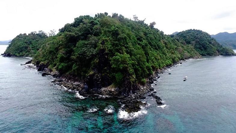 Pantai Pulau Cina, 1. Pantai Pulau Gili Bawean, 2. Pantai Pulau Noko, 3. Pantai Pulau Noko Selayar, 4. Pantai Ria, 5. Pantai Delegan, 6. Pantai Ayang-ayang Mengare, 7. Pantai Mayangkara, 8. Pantai Pulau Cina, 9. Pantai Terosan, 10. Pantai Labuhan