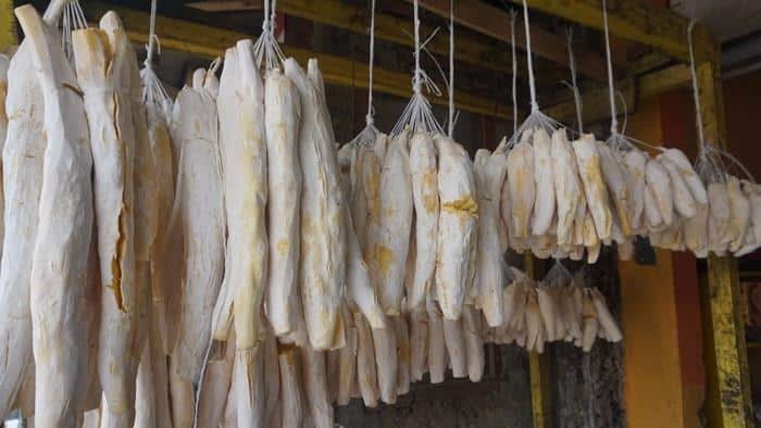Peuyeum Bendul, 1. Simping, 2. Gula Cikeris, 3. Peuyeum Bendul, 4. Manisan Pala Wanayasa, 5. Sate Maranggi, 6. Borondong Bojong, 7. Semprong, 8. Keramik Plered, 9. Rengginang Kiarapedes, 10. Kerupuk Miskin