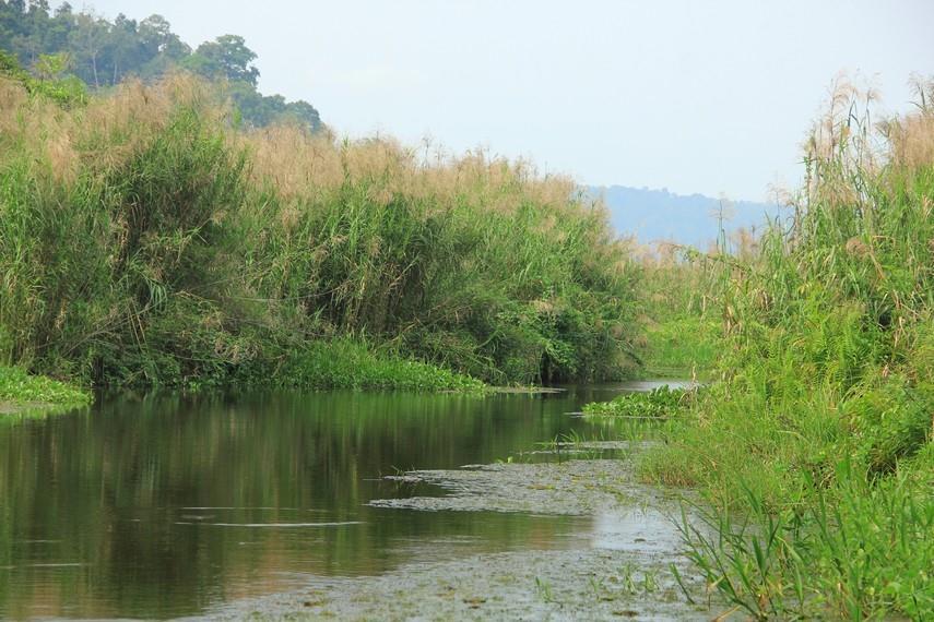 Rawa Dano, 1. Pantai Marina, 2. Pantai Karang Bolong, 3. Pantai Pasir Putih Florida, 4. Pantai Sambolo, 5. Rawa Dano, 6. Curug Betung, 7. Puncak Sidapang, 8. Gunung Cibaja, 9. Tugu Nol Kilometer Anyer, 10. Pulau Sangiang