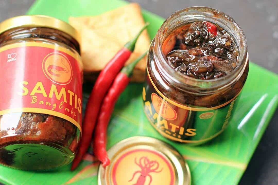 Sambal Samtis, 1. Lontong Kubryuk, 2. Opor Panggang, 3. Blenyik, 4. Bakso Bambu Runcing, 5. Soto Jepara, 6. Pindang Serani, 8. Singit Khas Jepara, 8. Sup Udang, 9. Sambal Samtis, 10. Sayur Betik
