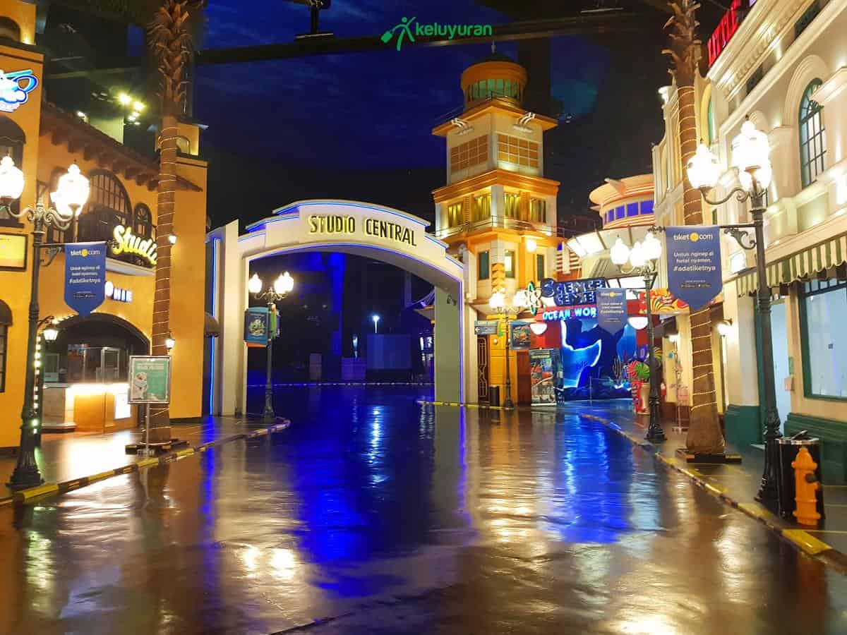 Trans Studio4, Central Station, Lost City, Magic Corner, Harga Tiket dan Jam Operasional Trans Studio Bandung, Fasilitas Trans Studio Bandung, Alamat dan Akses Transportasi ke Trans Studio Bandung, Hotel di Sekitar Trans Studio Bandung