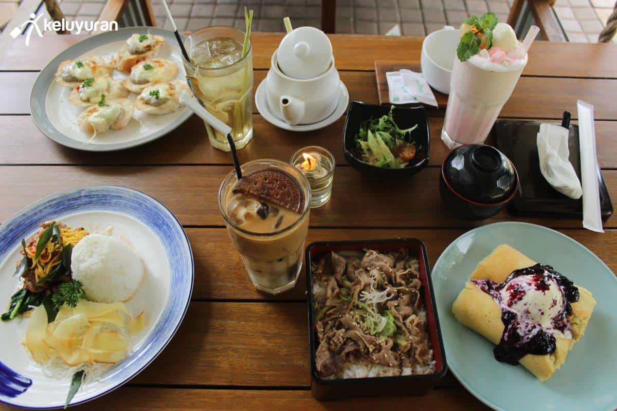 Nara Park_makanan, Wahana atau Spot Populer, Harga Tiket dan Jam Operasional, Makanan & Minuman, Fasilitas, Alamat dan Akses Transportasi, Hotel di Sekitar Nara Park