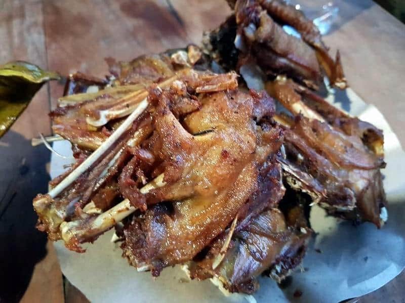 Bebek Goreng, 1. Soto Seger, 2. Marning, 3. Tahu Susu, 4. Sego Tumpang, 5. Petis Sapi, 6. Abon Lele, 7. Jenang Pecel, 8. Dodol Susu, 9. Bebek Goreng