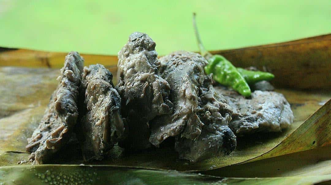 Besengek, 1. Geblek, 2. Tempe Benguk, 3. Besengek, 4. Growol, 5. Enting-Enting Jahe, 6. Cethot, 7. Peyek Undur-Undur, 8. Gula Semut, 9. Cenil, 10. Kopi Menoreh