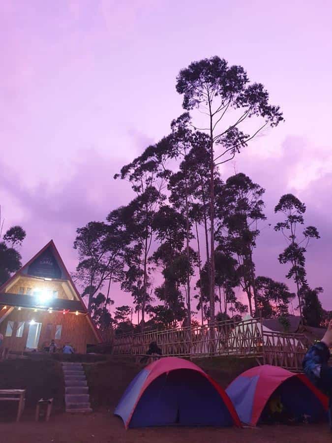 Camping, Spot Populer, Fasilitas, Harga Tiket Masuk dan Jam Operasional, Alamat dan Akses Transportasi, Penginapan di Sekitar Sunrise Point Cukul
