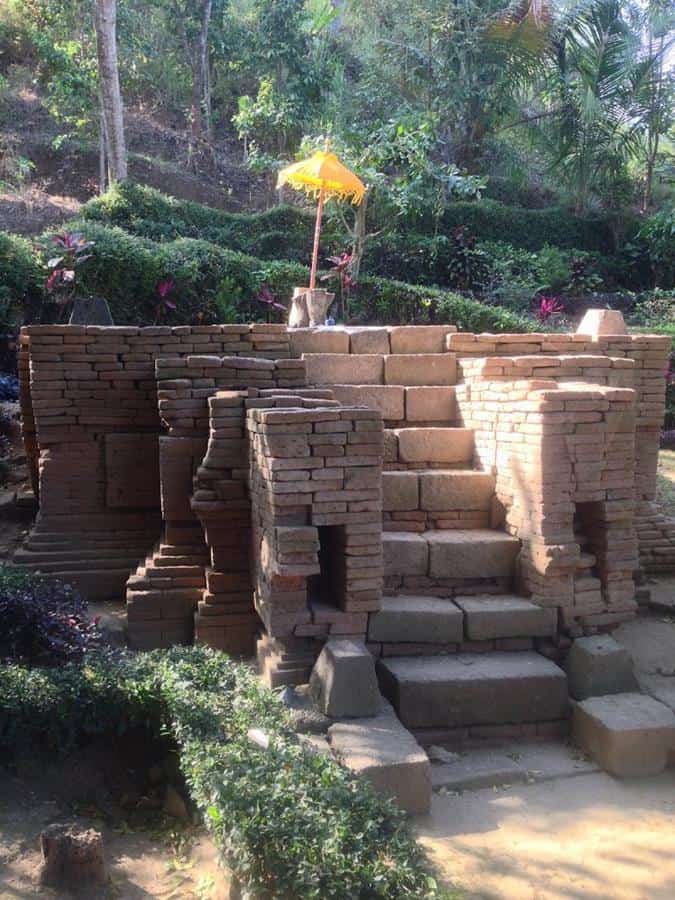 Candi Bocok, 1. Candi Singosari, 2. Candi Sumberawan, 3. Candi Karang Besuki, 4. Candi Bocok, 5. Candi Kidal, 6. Candi Songgoriti, 7. Candi Jago, 8. Candi Badut, 9. Candi Jawar Ombo