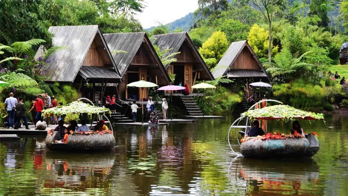 Danau Buatan, Wahana dan Spot Populer, Fasilitas CIC, Harga Tiket Masuk dan Jam Operasional, Alamat dan Akses Transportasi, Penginapan di Sekitar Ciwangun Indah Camp