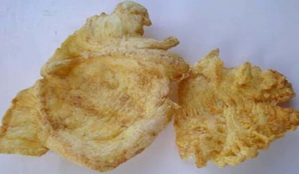 Kerupuk Catak, 1. Nasi Kropokhan, 2. Nasi Ndoreng, 3. Sop Balungan, 4. Nasi Brongkos, 5. Asem-Asem Daging, 6. Botok Telur Asin, 7. Wingko Salem, 8. Brayo, 9. Kerupuk Catak, 10. Kerupuk Udang Tambak