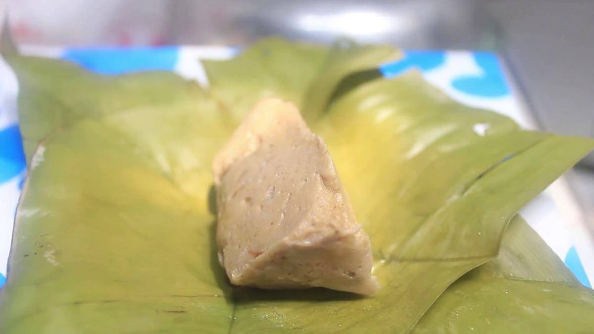 Kethek Khas Kebumen, 1. Soto Tamanwinangun, 2. Kethek Khas Kebumen, 3. Nasi Penggel, 4. Sate Ambal, 5. Jipang Kacang, 6. Yutuk Goreng, 7. Soto Ayam Petanahan, 8. Lanting, 9. Golak, 10. Emping Mendem
