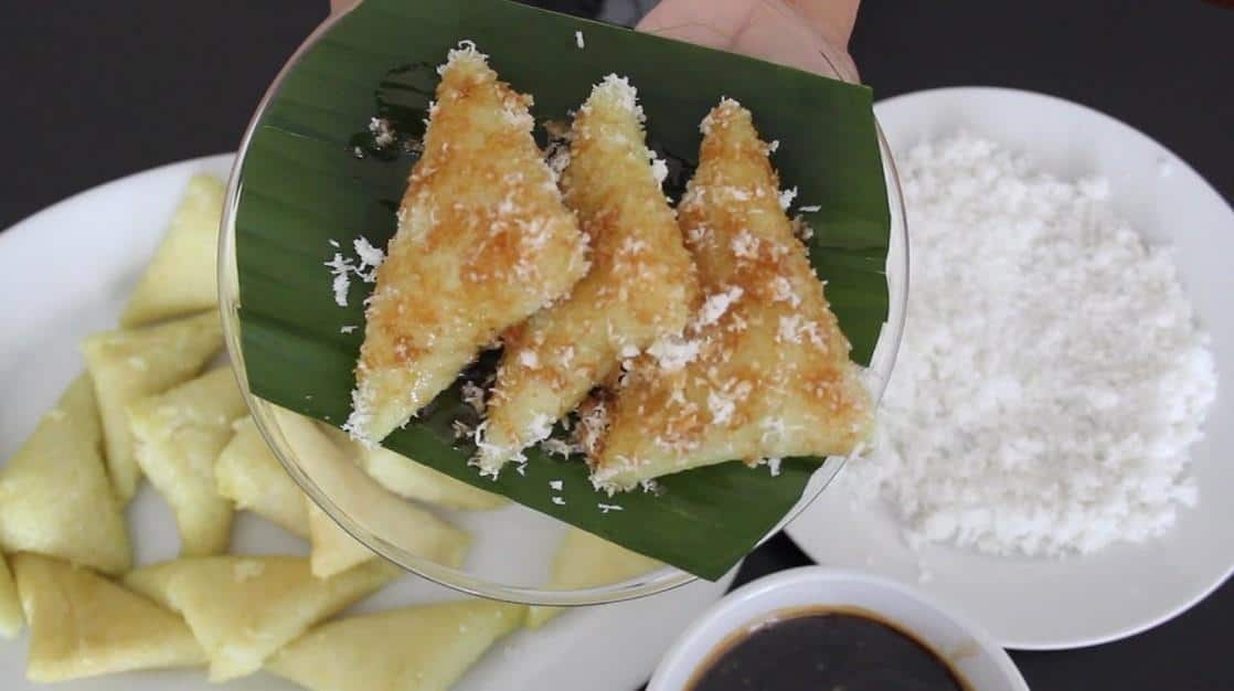 Lupis Lumajang, 1. Pecel Telo, 2. Latok Lumajang, 3. Lontong Petis, 4. Martabak Petis, 5. Tape Pisang, 6. Keripik Pisang, 7. Pisang Agung, 8. Bledus, 9. Rujak Otek, 10. Lupis Lumajang