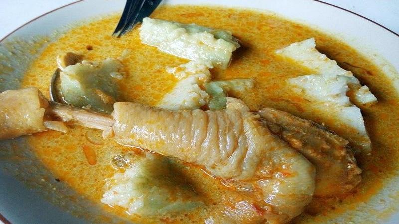 Lontong Tuyuhan, 1. Lontong Tuyuhan, 2. Sate Srepeh, 3. Kelo Mrico, 4. Urap Latoh, 5. Asem-Asem Sapi, 6. Soto Rembang, 7. Telur Rajungan, 8. Sayur Mangut, 9. Jadah, 10. Dumbeg