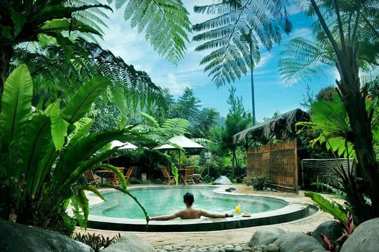 Pemandian Air Panas, Wahana atau Spot Populer, Harga Tiket dan Jam Operasional, Fasilitas, Alamat dan Akses Transportasi, Hotel di Sekitar Sari Ater