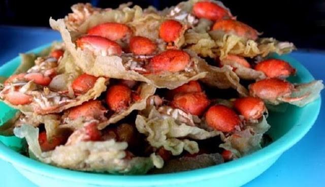 Peyek Undur-Undur, 1. Geblek, 2. Tempe Benguk, 3. Besengek, 4. Growol, 5. Enting-Enting Jahe, 6. Cethot, 7. Peyek Undur-Undur, 8. Gula Semut, 9. Cenil, 10. Kopi Menoreh