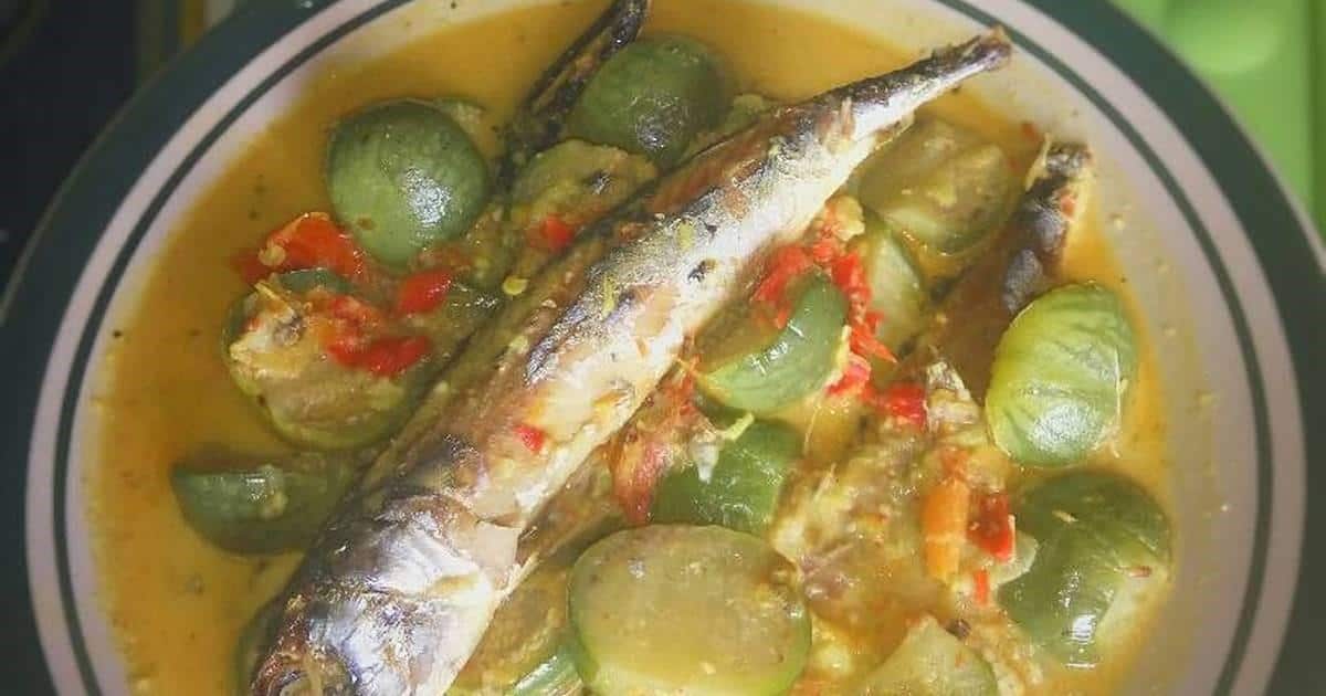 Pindang Terong Pedas, 1. Sompil, 2. Sego Bantingan, 3. Nasi Patik, 4. Kepiting Sambal Ijo, 5. Ayam Lodho Bakar, 6. Kue Sagon, 7. Pindang Terong Pedas, 8. Sredek, 9. Geti/ Enting, 10. Capar Tape