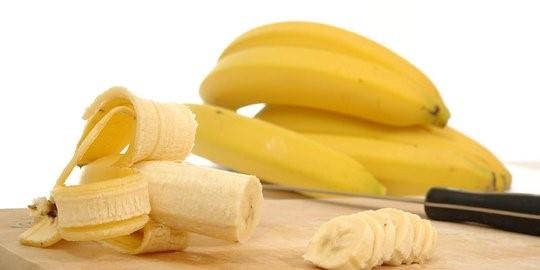 Pisang Agung, 1. Pecel Telo, 2. Latok Lumajang, 3. Lontong Petis, 4. Martabak Petis, 5. Tape Pisang, 6. Keripik Pisang, 7. Pisang Agung, 8. Bledus, 9. Rujak Otek, 10. Lupis Lumajang