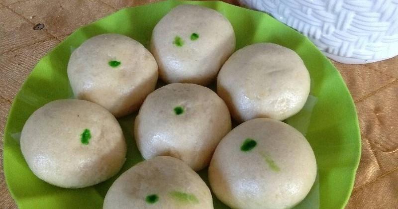 Roti Pawa, 2. Bau Peapi, 3. Kue Cucur, 4. Kue Paso, 5. Gogos Kambu, 6. Bolu Paranggi, 7. Roti Pawa, 8. Sambusa, 9. Kue Tetu, 10. Kue Apang