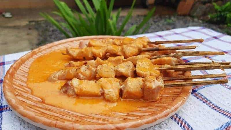 Sate Srepeh, 1. Lontong Tuyuhan, 2. Sate Srepeh, 3. Kelo Mrico, 4. Urap Latoh, 5. Asem-Asem Sapi, 6. Soto Rembang, 7. Telur Rajungan, 8. Sayur Mangut, 9. Jadah, 10. Dumbeg