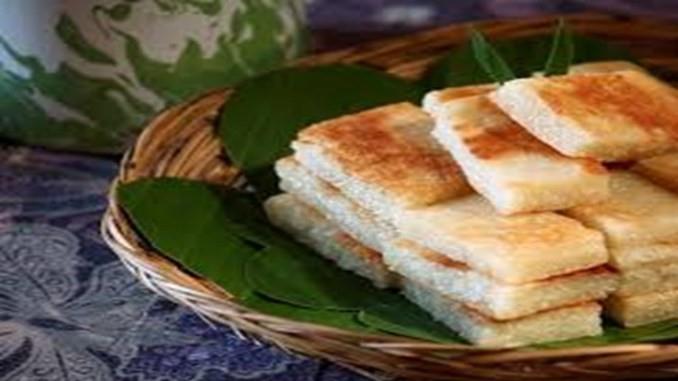 Wingko Salem, 1. Nasi Kropokhan, 2. Nasi Ndoreng, 3. Sop Balungan, 4. Nasi Brongkos, 5. Asem-Asem Daging, 6. Botok Telur Asin, 7. Wingko Salem, 8. Brayo, 9. Kerupuk Catak, 10. Kerupuk Udang Tambak