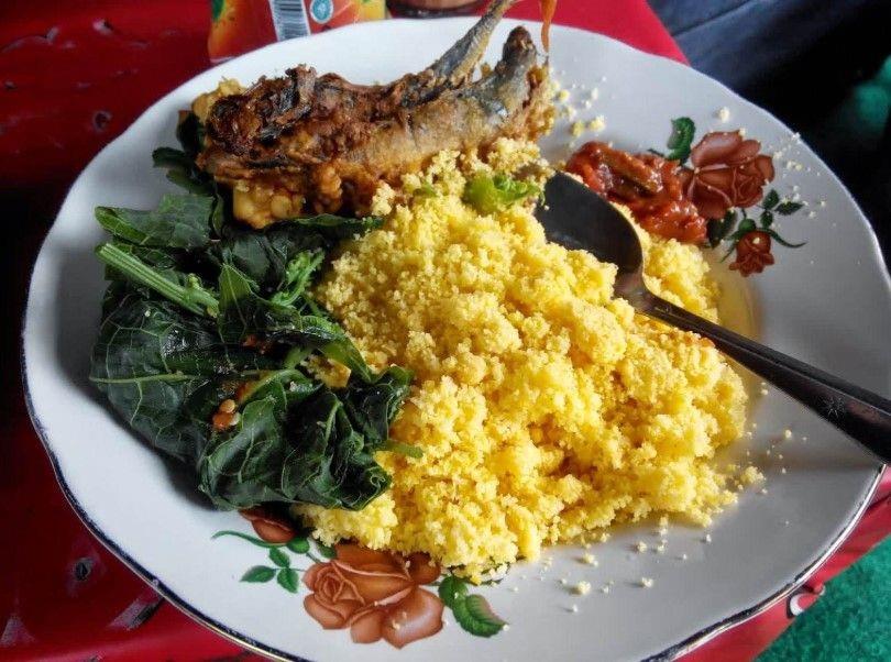 Nasi Jagung Merpati, 1. Soto Kraksaan, 2. Kepiting Olok, 3. Nasi Campur Nyak Nyong, 4. Ketan Kratok, 5. Nasi Glepungan, 6. Anggur Prabu Bestari, 7. Nasi Jagung Merpati, 8. Proll Tape, 9. Rawon Nguling, 10. Bakso Pak Eddy