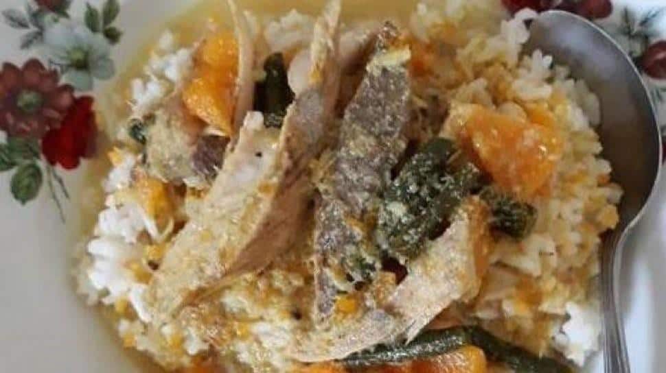 Nasi Sodu, 1. Nasi Sodu, 2. Nasi Karak, 3. Tajin Palappa, 4. Sate Lalak, 5. Rujak Petis, 6. Sate Olean, 7. Bakso Tekwoleh, 8. Soto Situbondo, 9. Istana Lele, 10. Ikan Bakar Situbondo